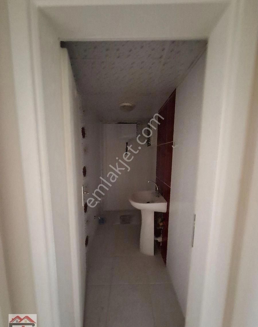 Akhisar Atatürk Fahri Sertel Emlaktan Satılık 3+1 Daire - Görsel 15