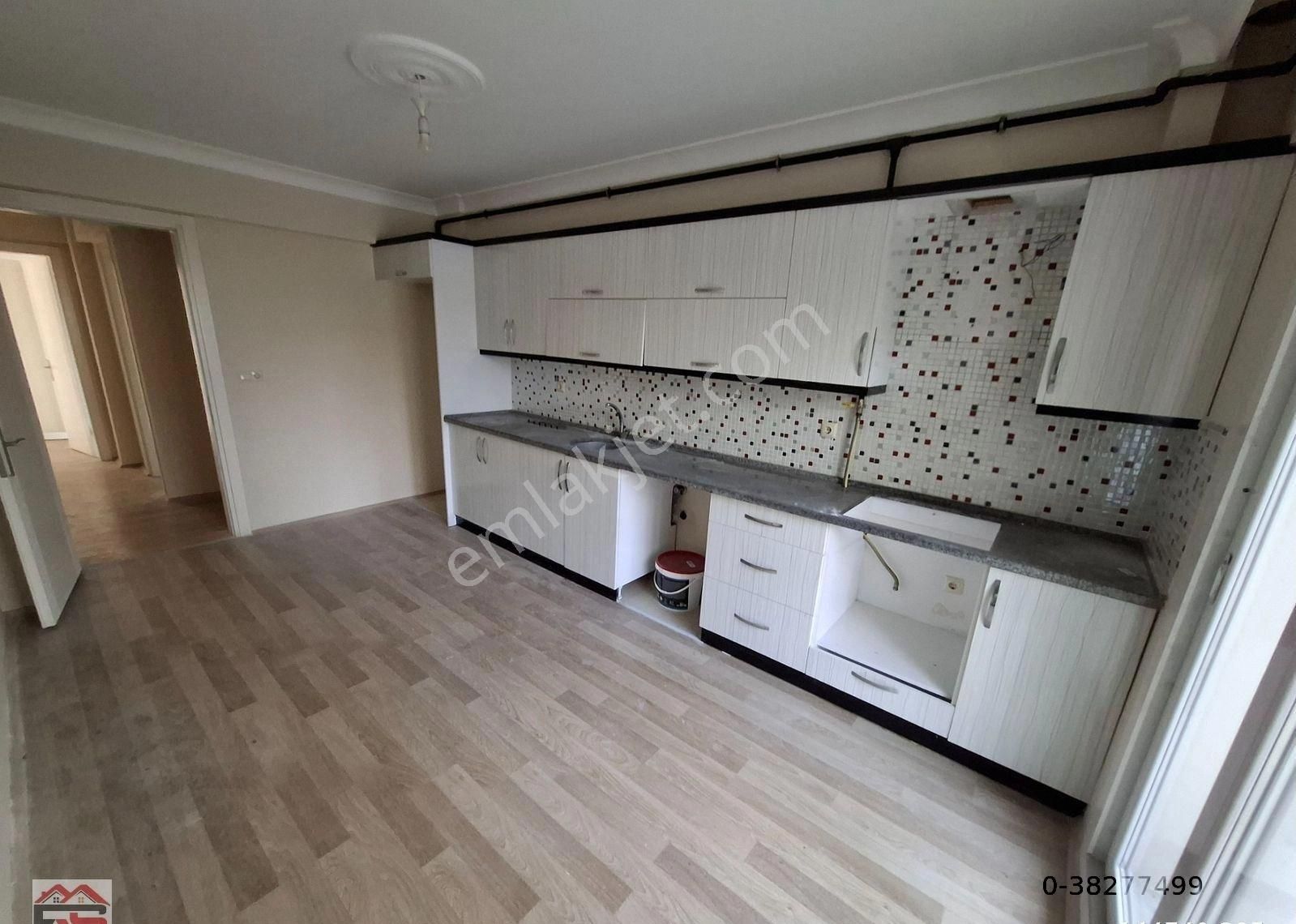 Akhisar Atatürk Fahri Sertel Emlaktan Satılık 3+1 Daire - Görsel 5