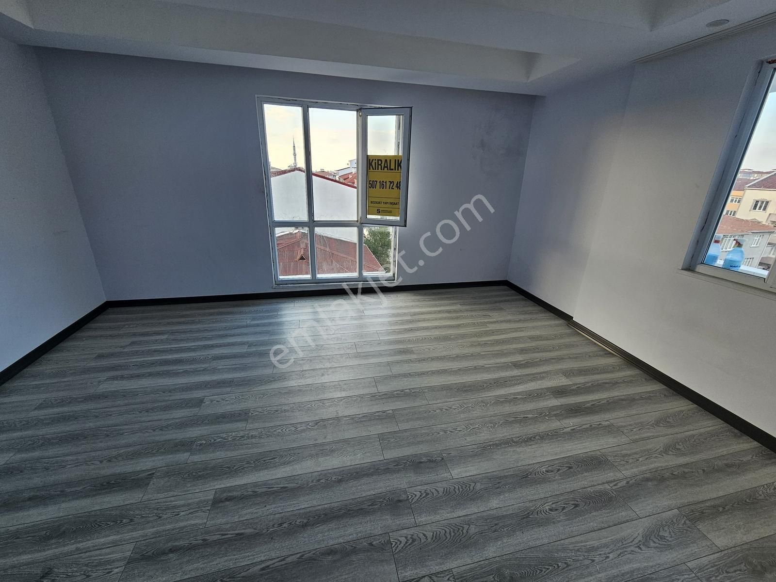 Adnanmenderes Mahallesinde Kiralık4+2 Dübleks Daire