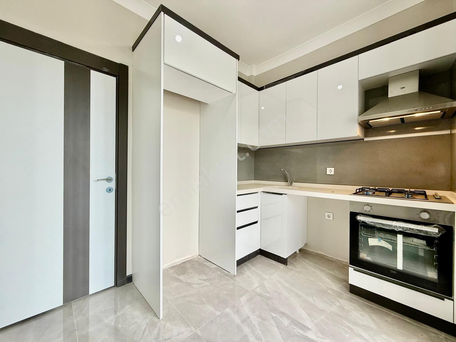 ꧁akçay Ay Emlaktan꧂küçükkuyu'da Yaşam Tarzınızı Değiştirecek Müstakil Tadında Satılık 2+1 Lüx Daire - Görsel 14