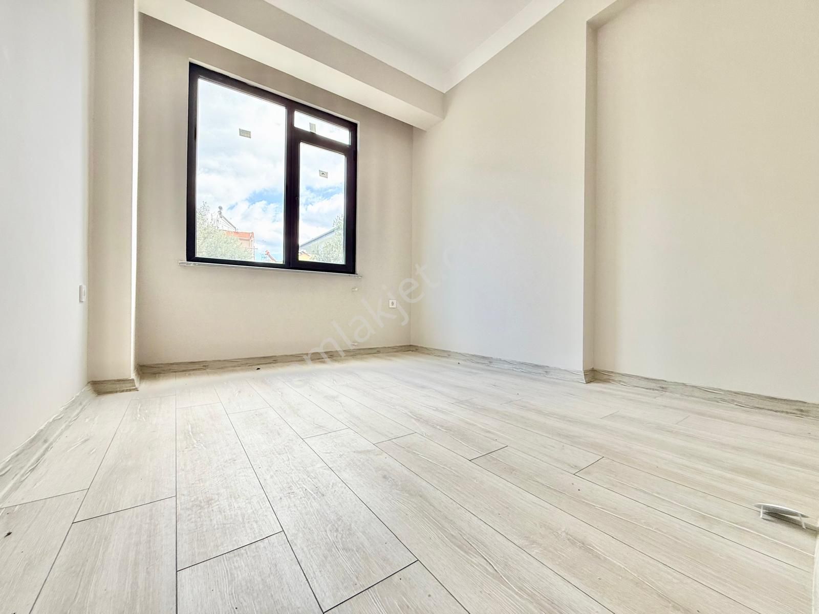 ꧁akçay Ay Emlaktan꧂küçükkuyu'da Yaşam Tarzınızı Değiştirecek Müstakil Tadında Satılık 2+1 Lüx Daire - Görsel 23