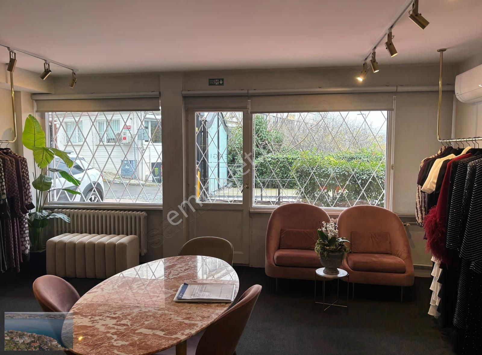 Bebek Sahile 100m İşyerine-konuta Uygun Bakımlı 2+1 Giriş Katı - Görsel 17