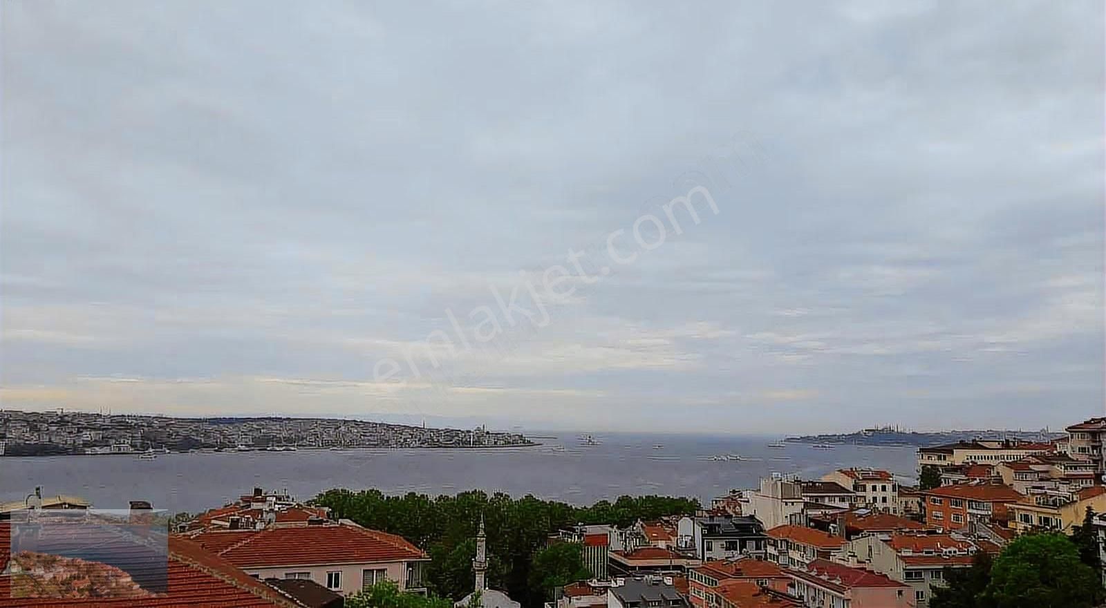 Açık Otoparklı Merkezi Konum Boğaz Manzaralı Özel Daire - Görsel 14