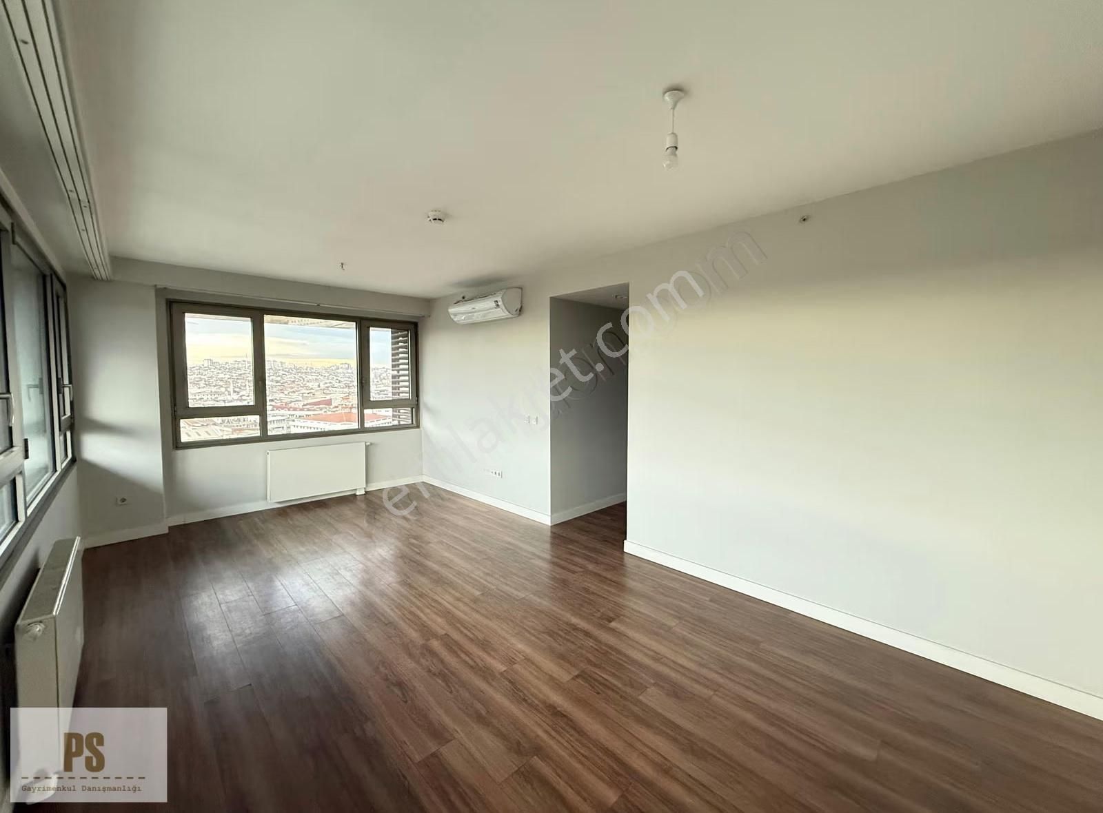 Satış Ve Kiralama Ofisinden Balkonlu 3+1 Kiralık Daire - Görsel 5