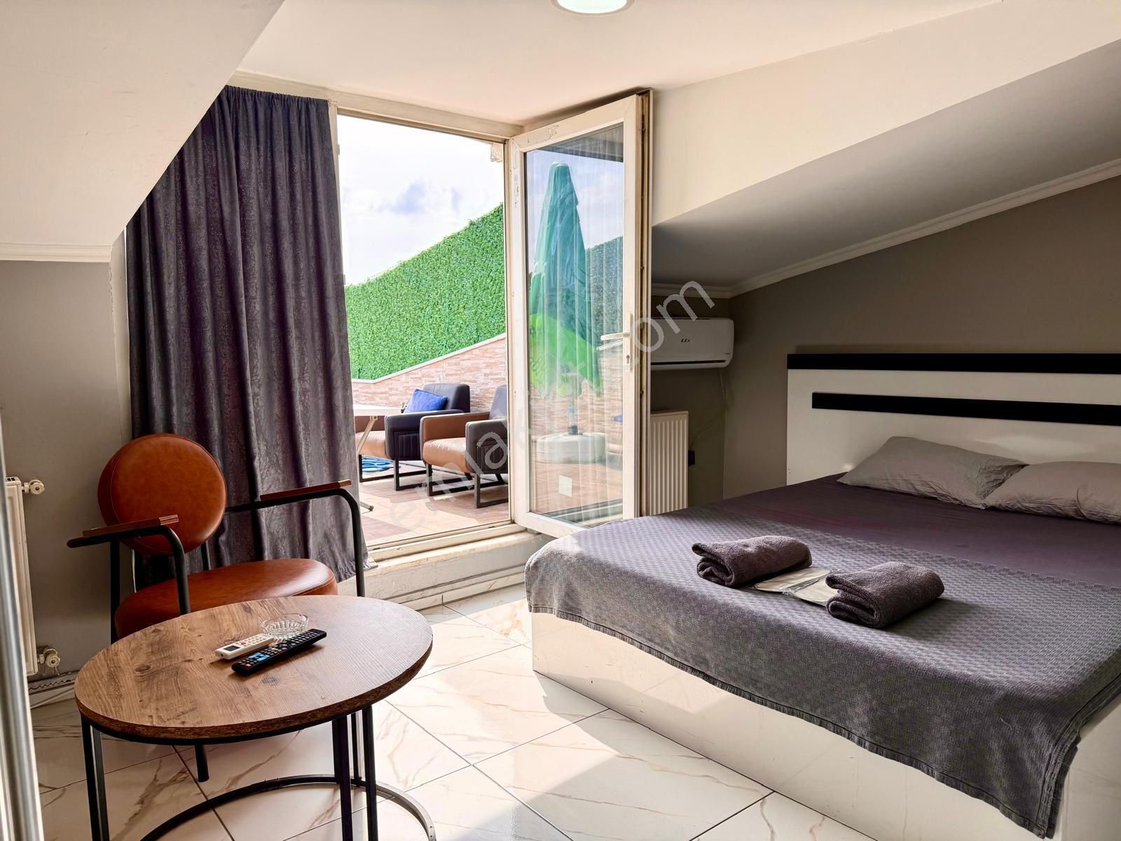 Fatih Bölgesi Ultra Lüks Teraslı Deniz Manzaralı Günlük Daireler 7/24 - Görsel 4