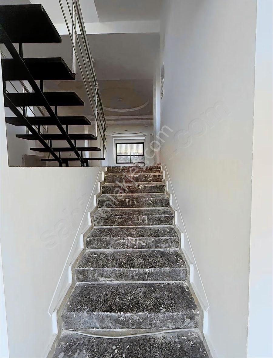 Tabela Değeri Yüksek Yeşillik Caddesinde Kiralık Dükkan - Görsel 6