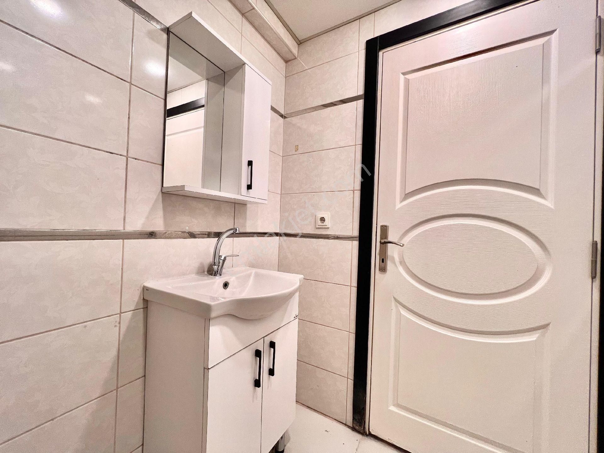 Saltak Caddesinde Her Yere Yürüme Mesafesinde Arakat Apart Satılıktır - Görsel 14