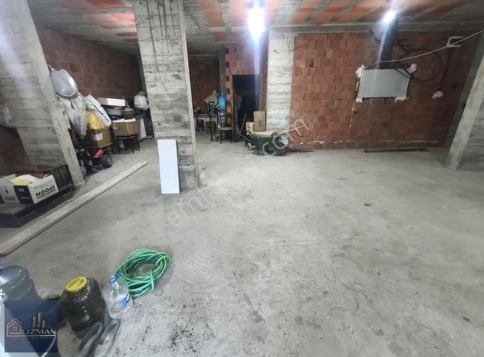 Uzman Emlak'tan Sanayi Mahallesi'nde 110m2 Satılık Dükkan. - Görsel 3