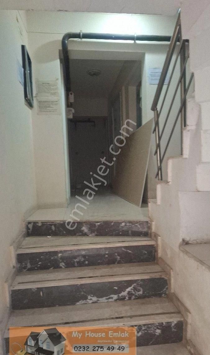 Buca Kuruçeşme Mahallesi Eşyalı Arakat Doğalgazlı 1+1 Kiralık Daire - Görsel 7