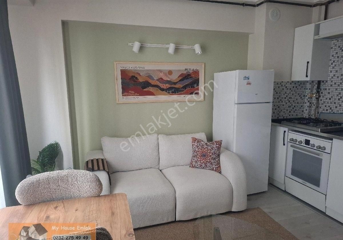 Buca Kuruçeşme Mahallesi Eşyalı Arakat Doğalgazlı 1+1 Kiralık Daire - Görsel 2