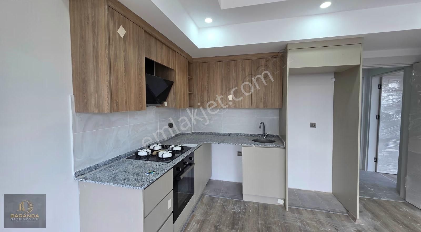 Kum Mahallesi Eşsiz Konum: Denize 150 Metre Havuzlu Satılık 2+1 - Görsel 12