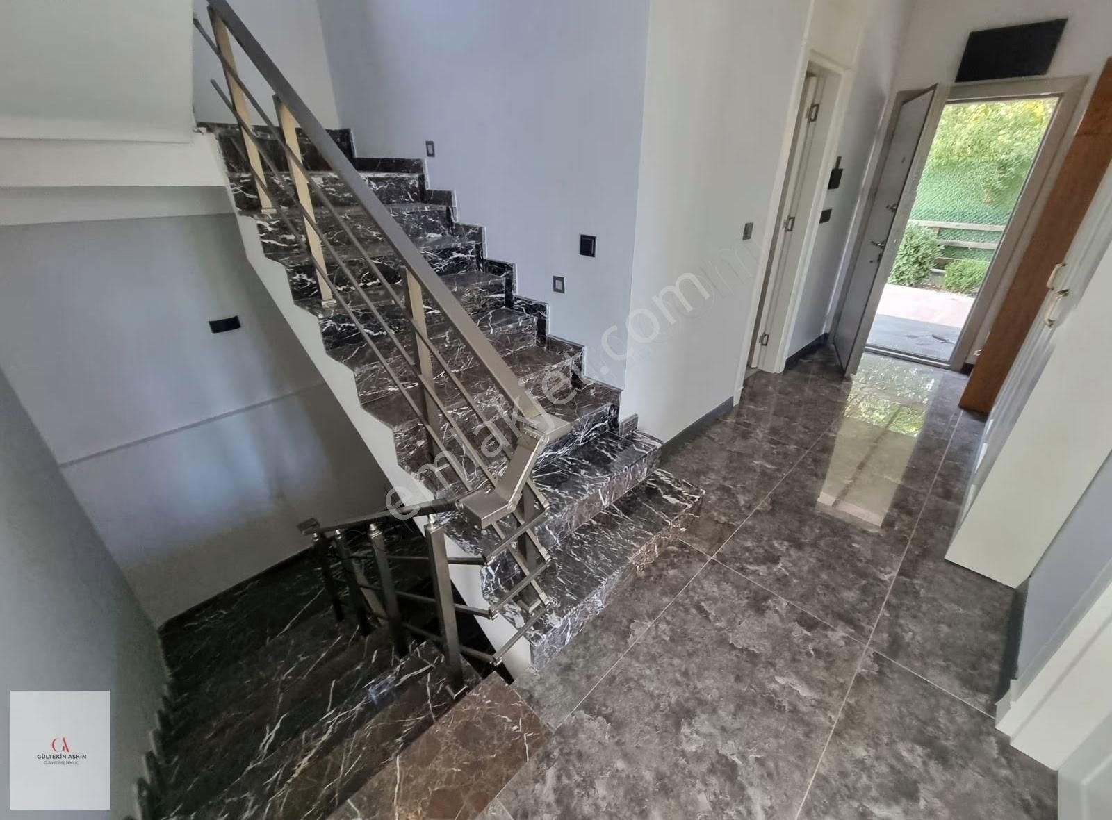 Orfe Yakını Müstakil Havuzlu 8+1 Kiralık Villa - Görsel 10