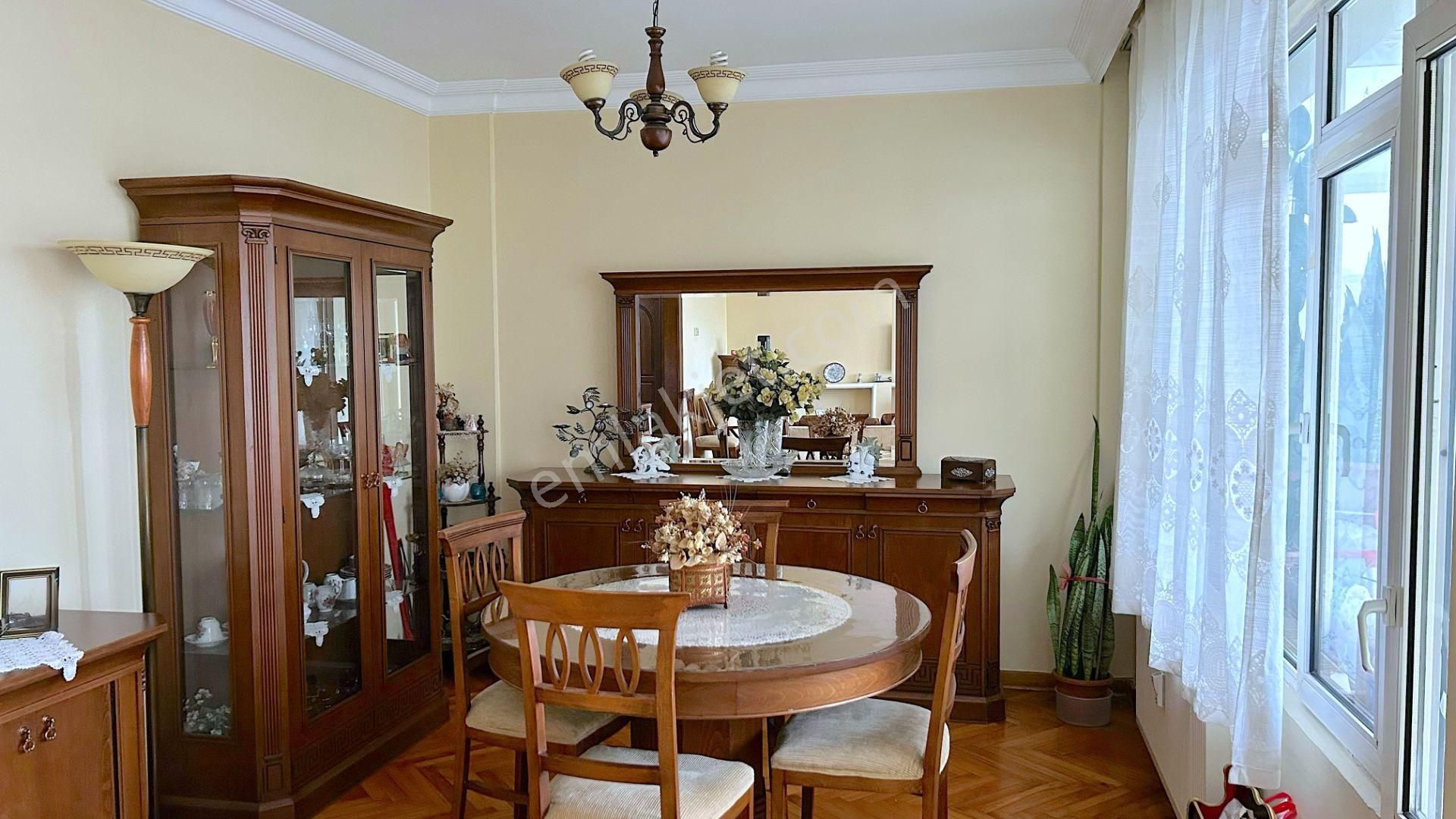 Etiler Rumeli Hisarı Boğaziçi Üni. Yanı 2+1 Kiralık Daire