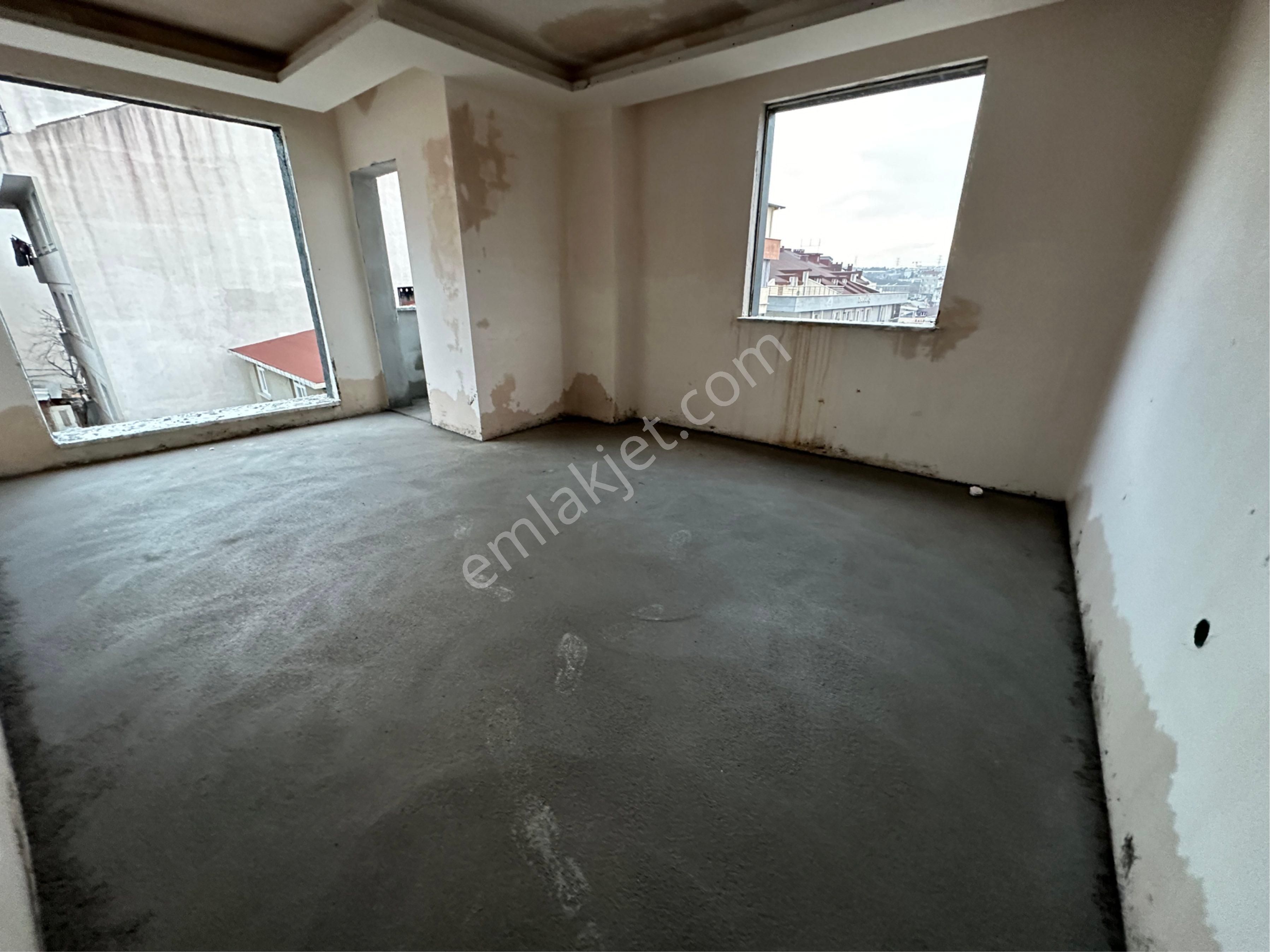 Satılık Üst Dubleks 4+2 150 M2 Çift Daire Kullanımına Uygun Yunus Emre Mah