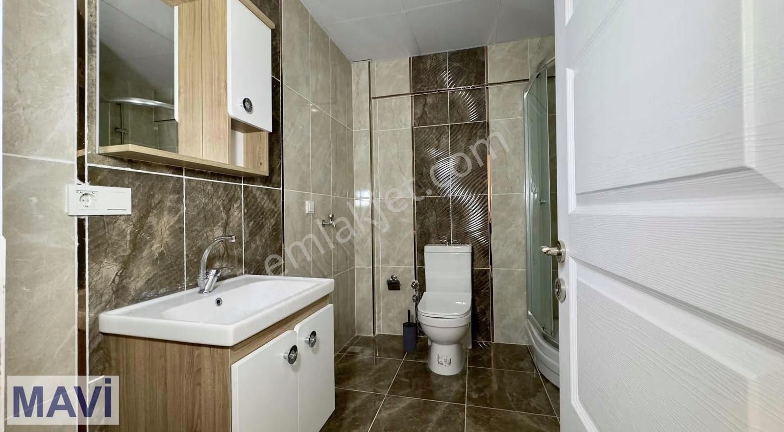 Remax Mustafa Öz 3+1 Site İçi 3. Kat Okullar Bölg. Yürüme Mesaf.