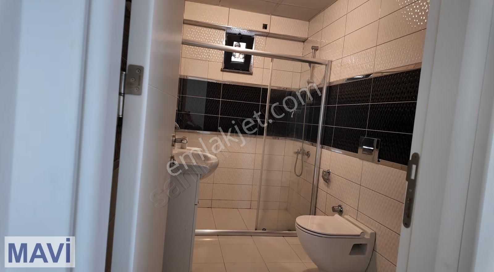 Re/max Mavi'den Serdivan Bahçelievler'de Kiralık 3+1 Daire - Görsel 2