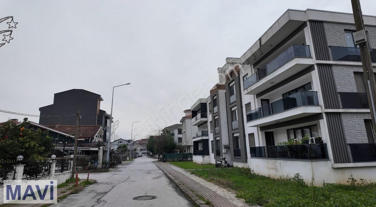 Re/max Mavi'den Serdivan Bahçelievler'de Kiralık 3+1 Daire - Görsel 19