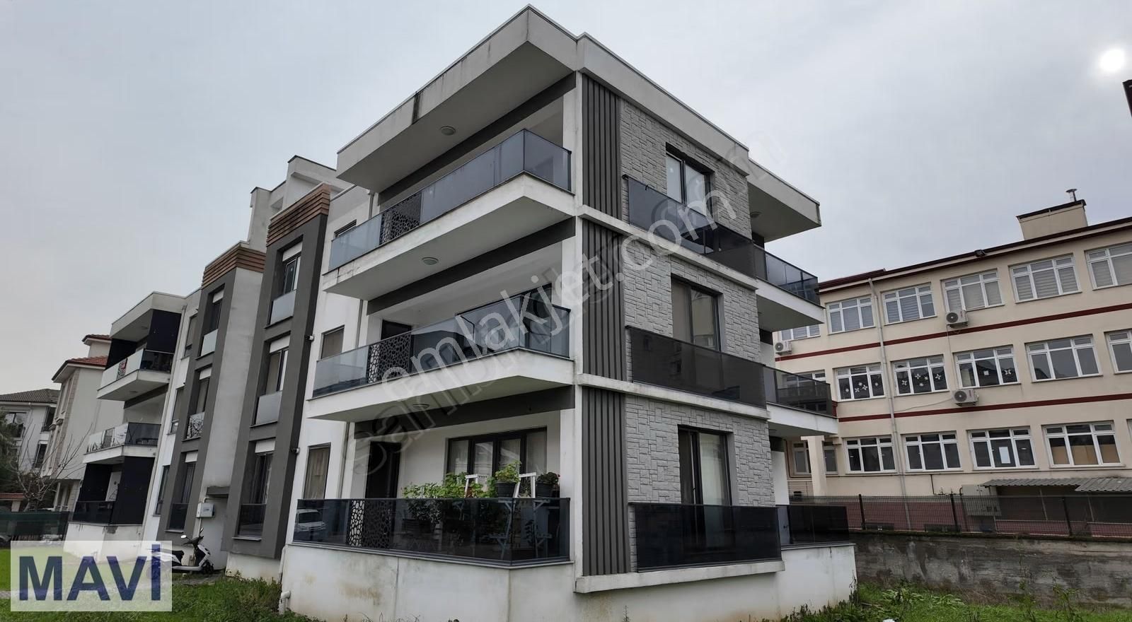 Re/max Mavi'den Serdivan Bahçelievler'de Kiralık 3+1 Daire - Görsel 21