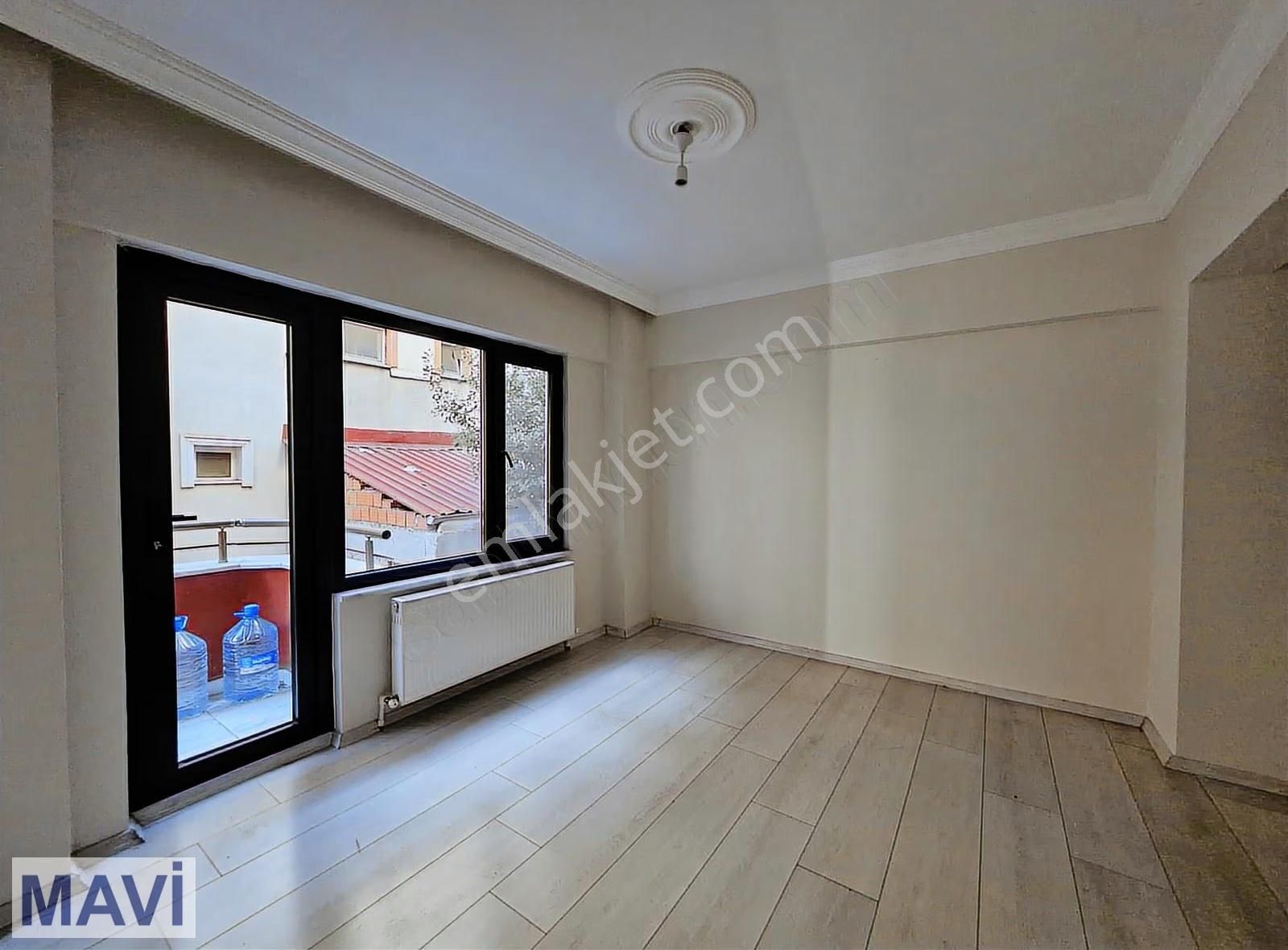 Remax Mavi'den Merkezde -geniş- Yeni Yapılmış Kiralık 2+1 - Görsel 15