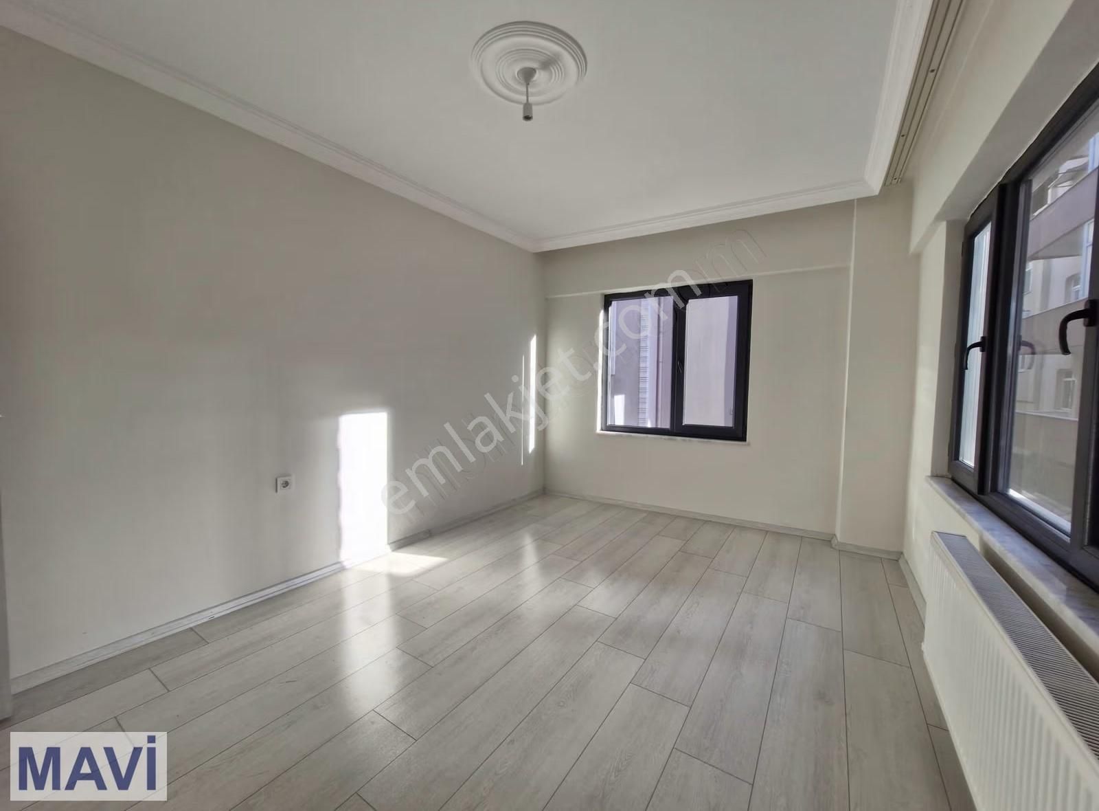 Remax Mavi'den Merkezde -geniş- Yeni Yapılmış Kiralık 2+1 - Görsel 11