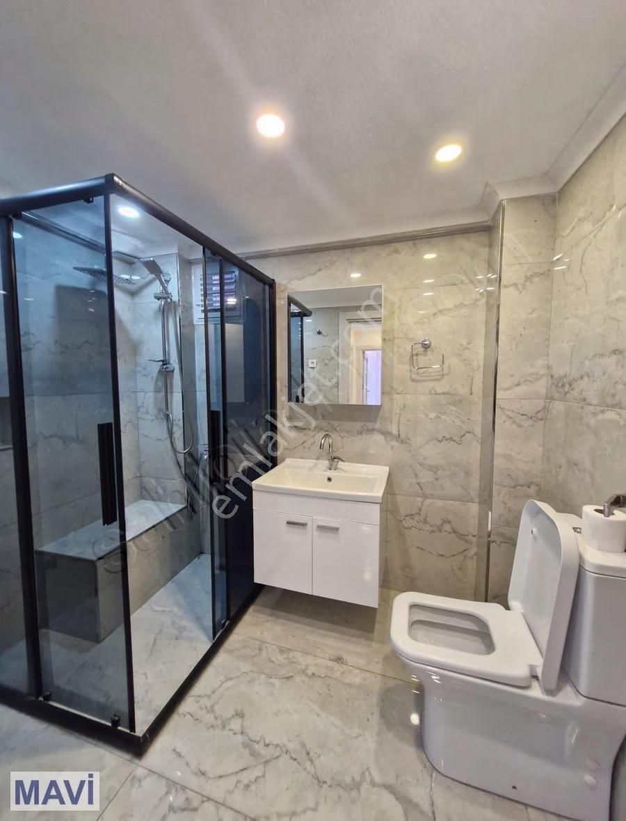 Remax Mavi'den Merkezde -geniş- Yeni Yapılmış Kiralık 2+1 - Görsel 4