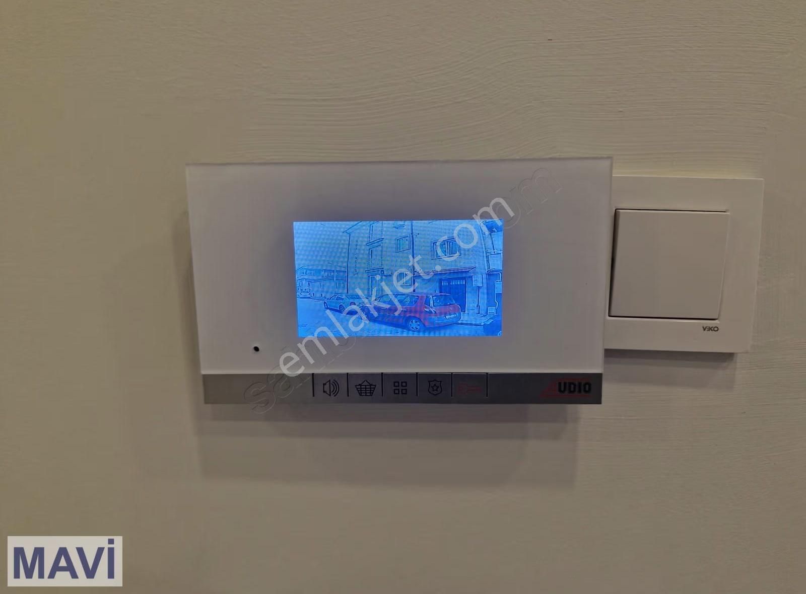 Remax Mavi'den Merkezde -geniş- Yeni Yapılmış Kiralık 2+1 - Görsel 16