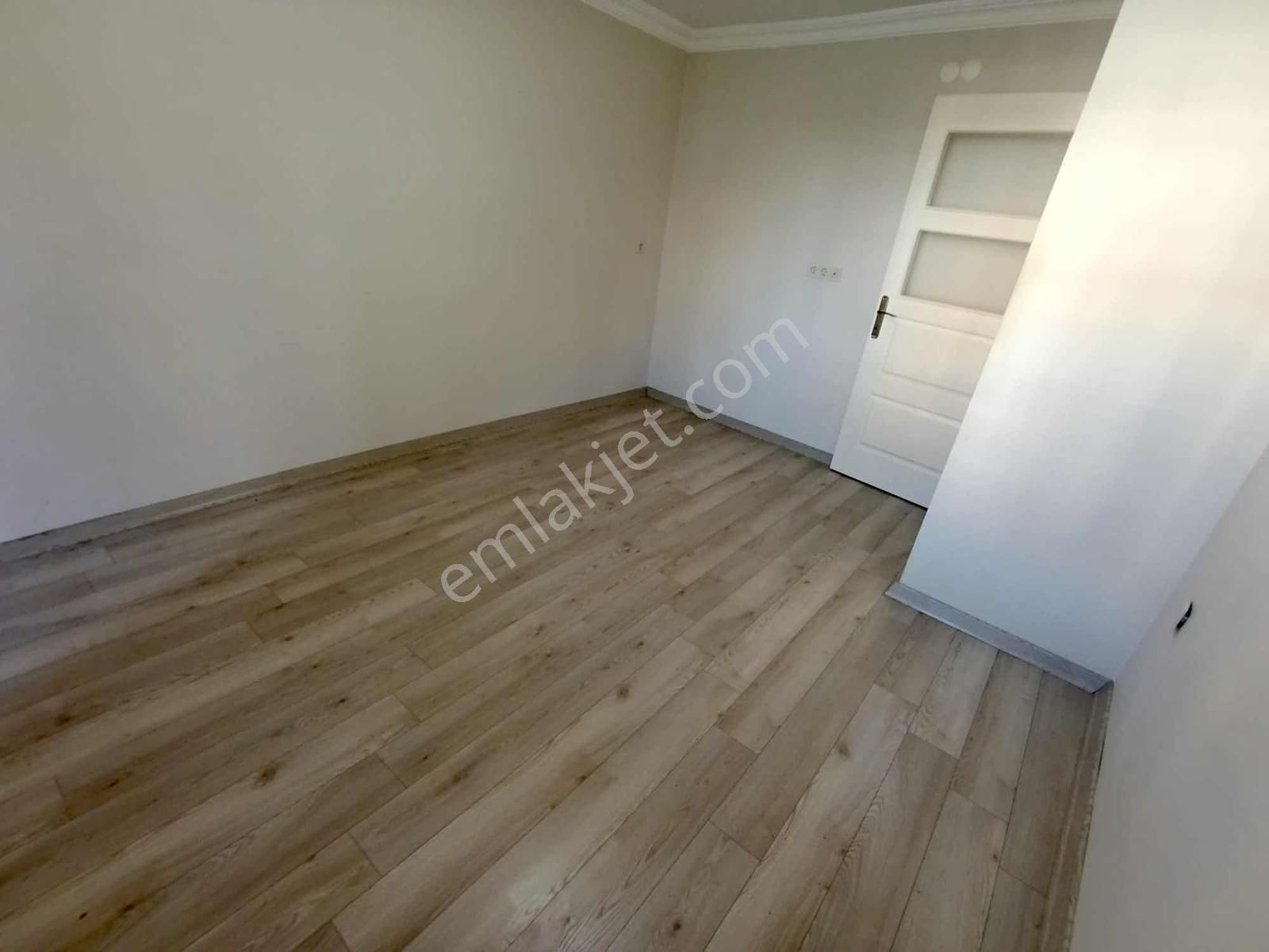 Kuşadası Davutlar'da Geniş Teras Balkonlu Satılık 2+1 Daire - Görsel 20