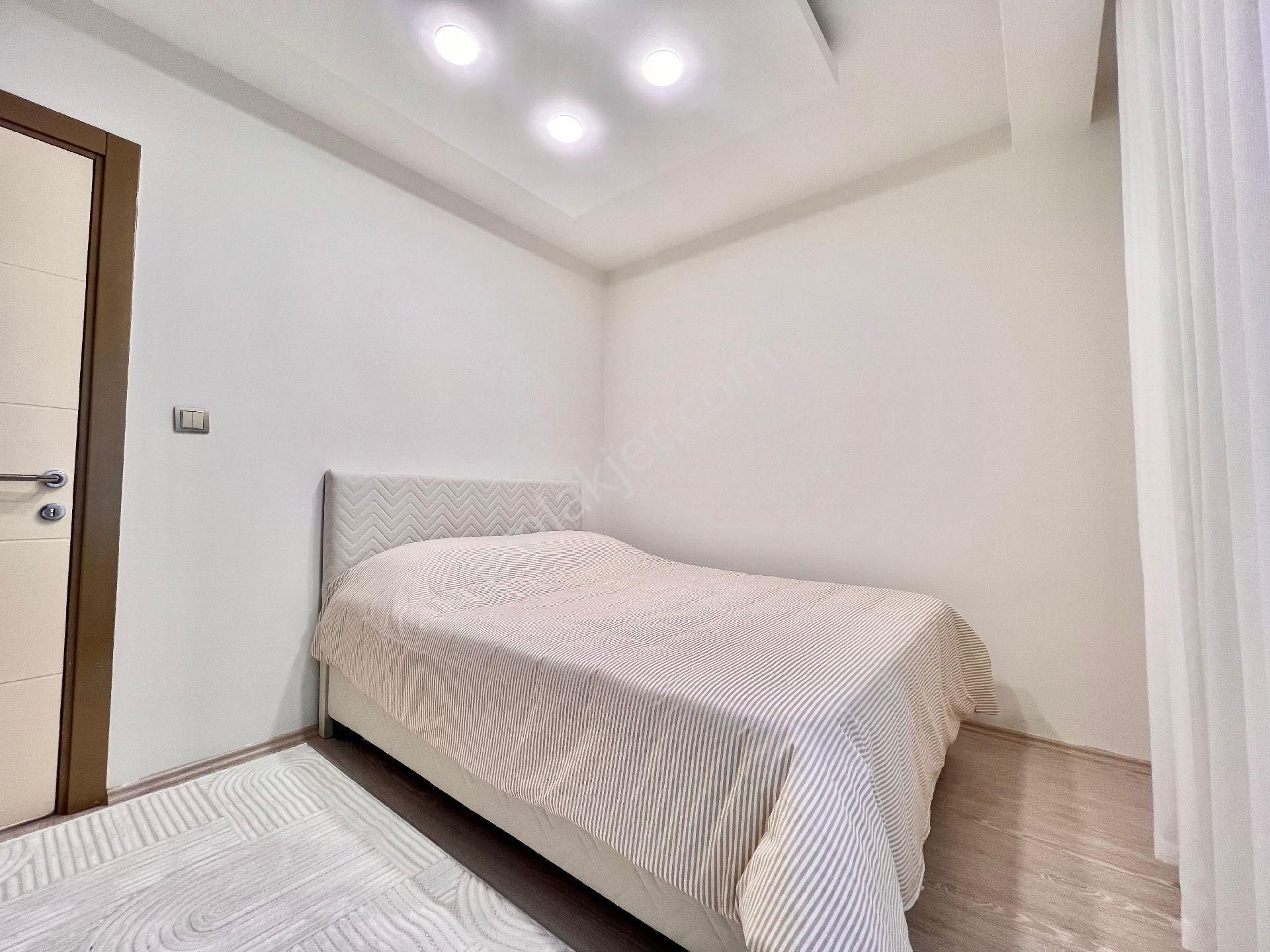 İstiklal Mahallesinde Sıfır Eşya 5 Yıllık Yüksek Zemin Apart - Görsel 12