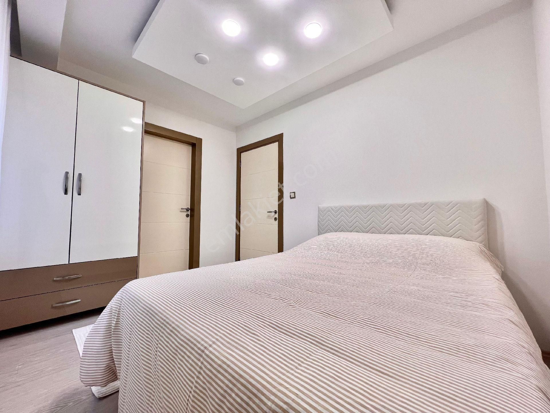 İstiklal Mahallesinde Sıfır Eşya 5 Yıllık Yüksek Zemin Apart - Görsel 13