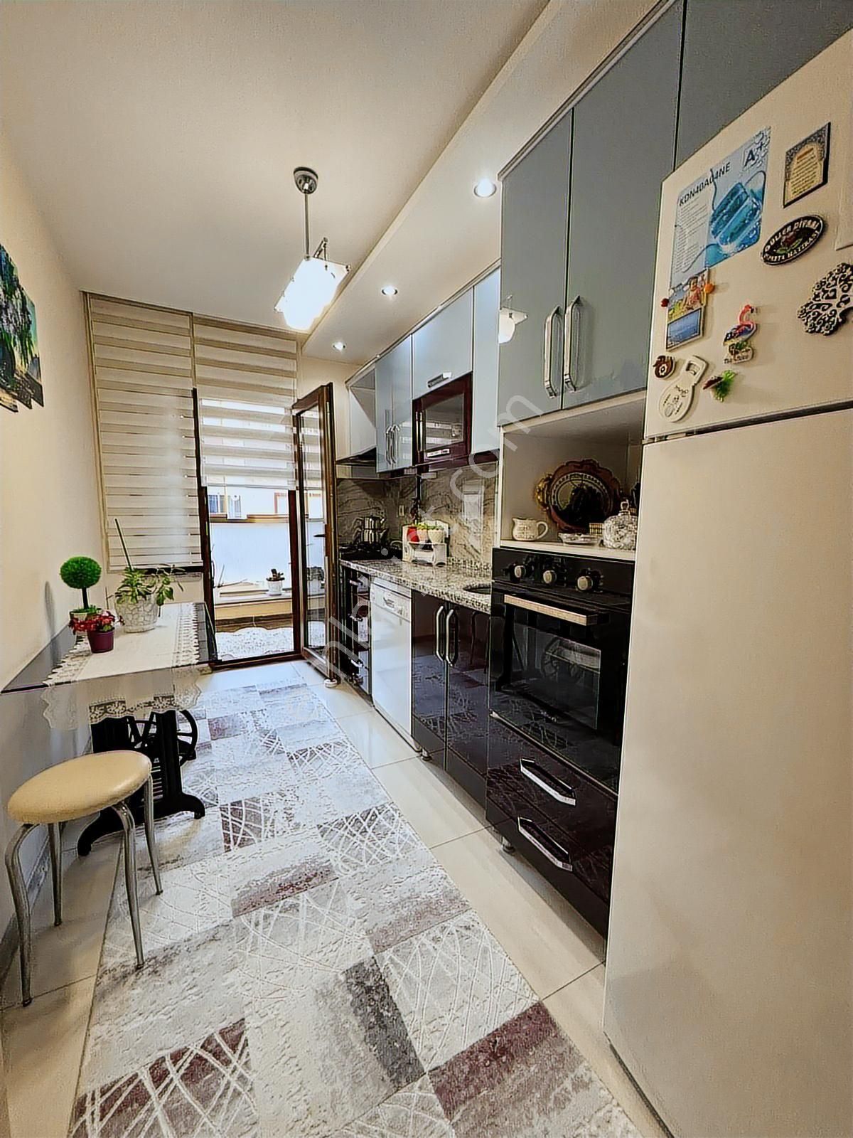 Sakarya Mahallesi Ayazma Caddesinde Satılık 3+1 Dubleks Daire - Görsel 18