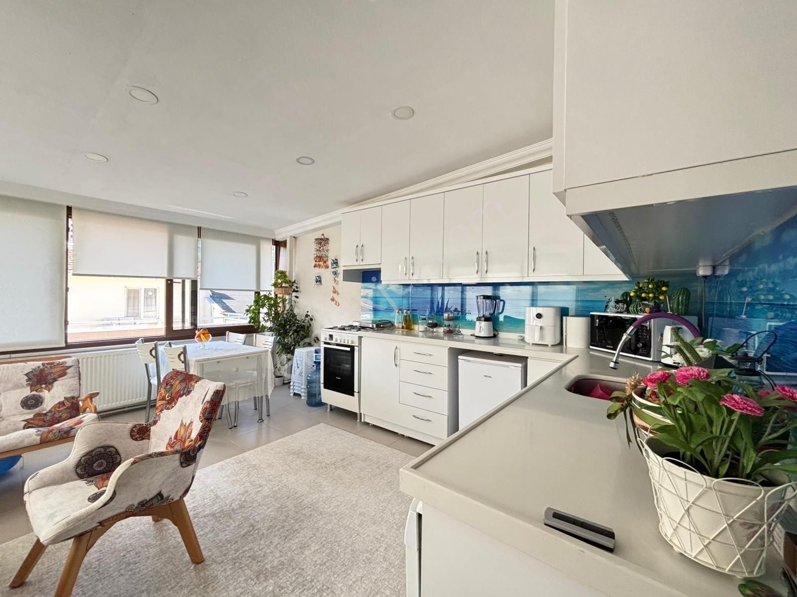 Sakarya Mahallesi Ayazma Caddesinde Satılık 3+1 Dubleks Daire - Görsel 4