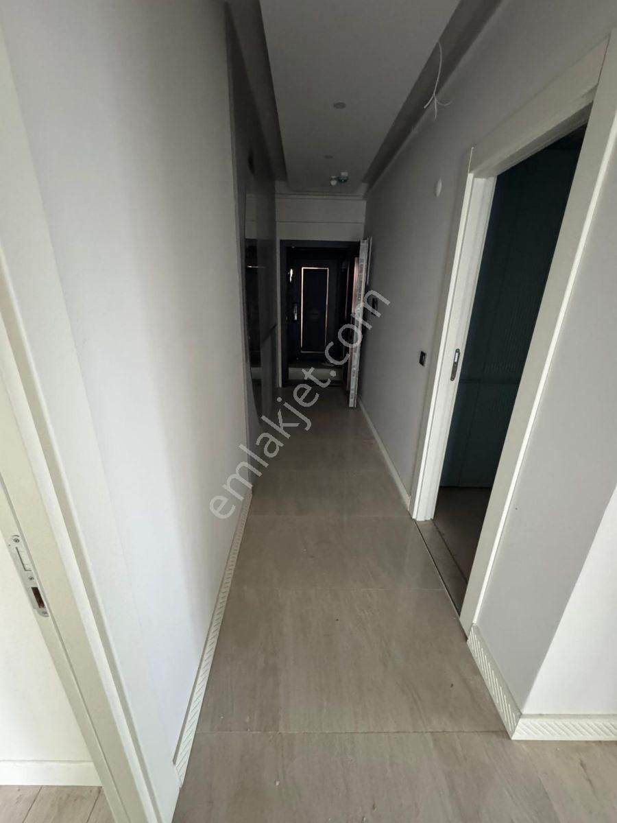 Çanakkale Esenler Cadde Üzeri 2*1 Ayrı Mutfak Lüks Daire " - Görsel 10