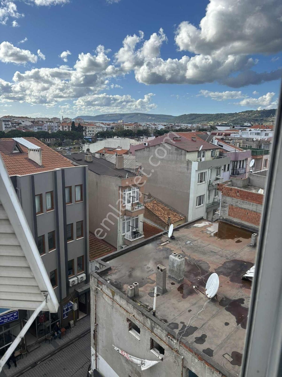 Köprübaşında Deniz Manzaralı Eşyalı Kiralık 2+1 Daire - Görsel 13