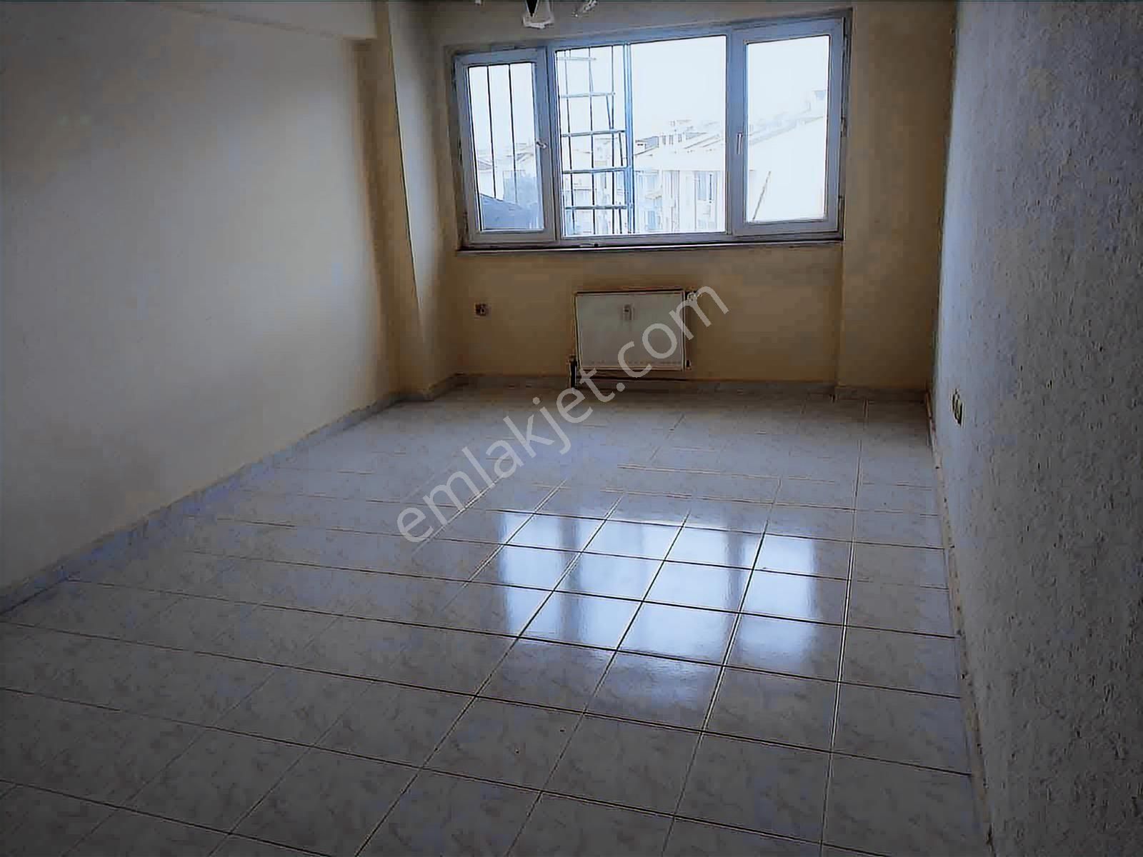 Barbaros Plaj Mahallesinde Kiralık 3+1 Daire - Görsel 3