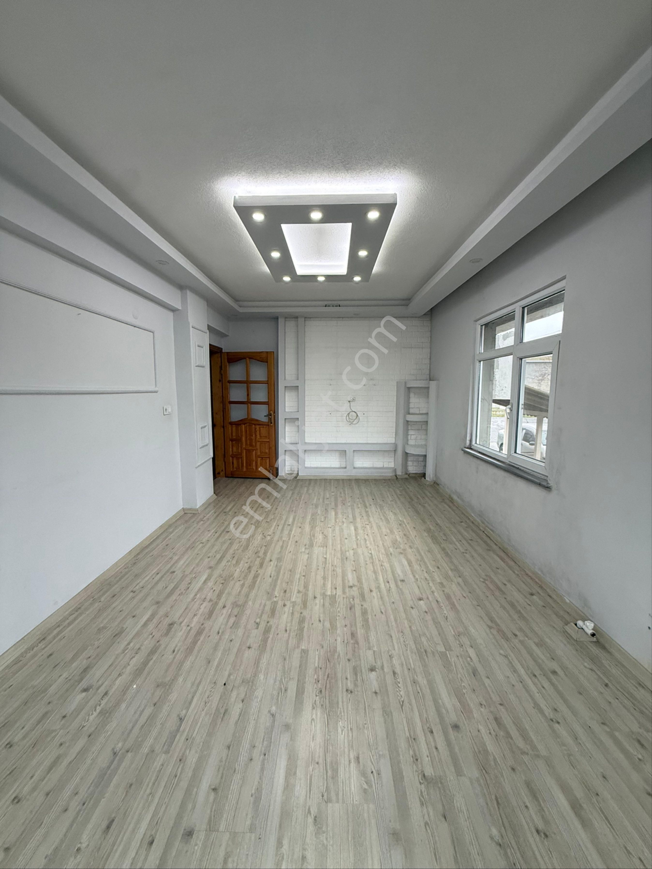 Büyükçavuşlu Da 3 Katlı Müstakil Bina Çok Uyguna Acil Satılık