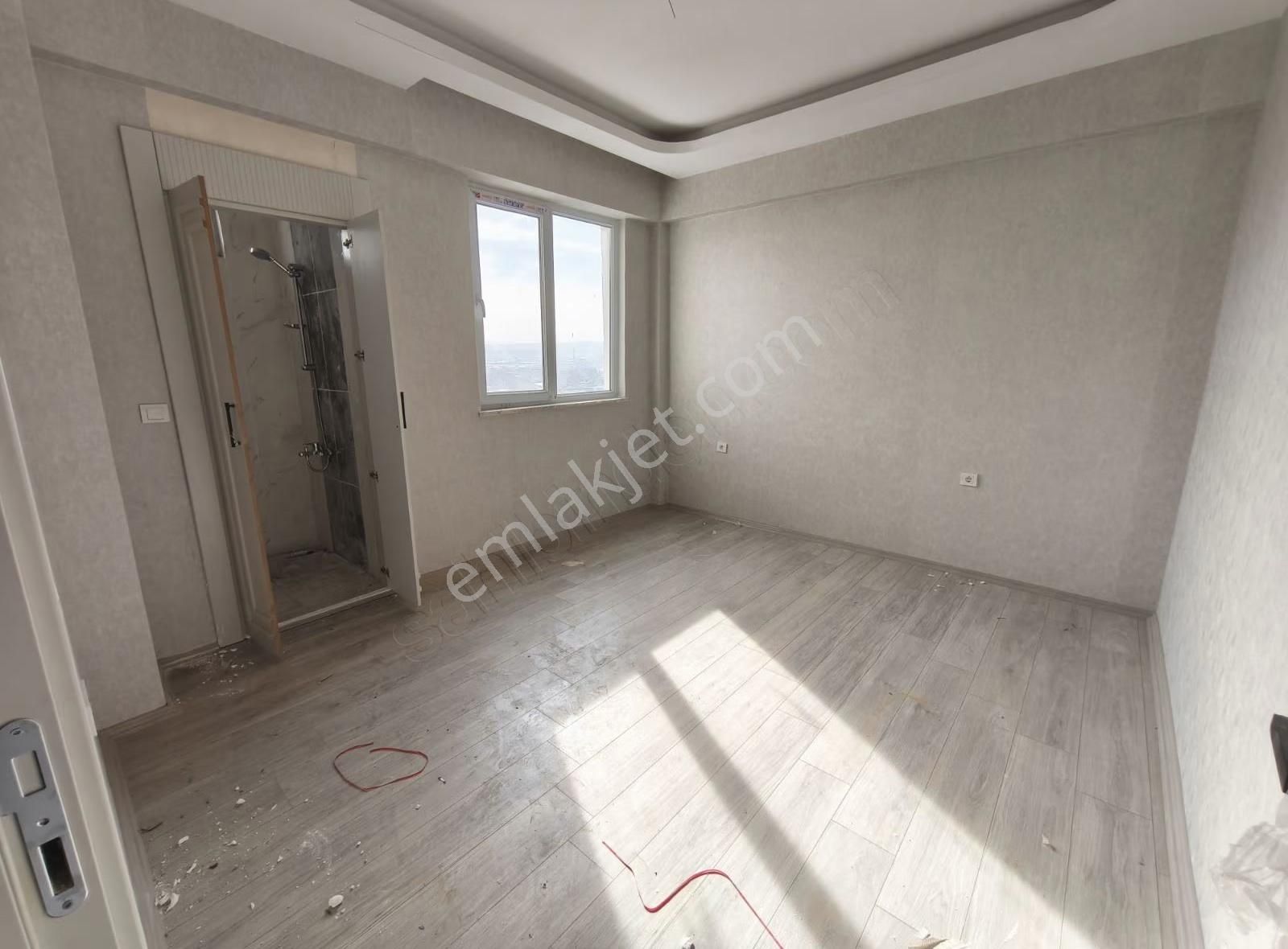 Seyran Emlaktan Liw Hastanesi Yanında Satlık Ultralüks 2+1 Daire - Görsel 12