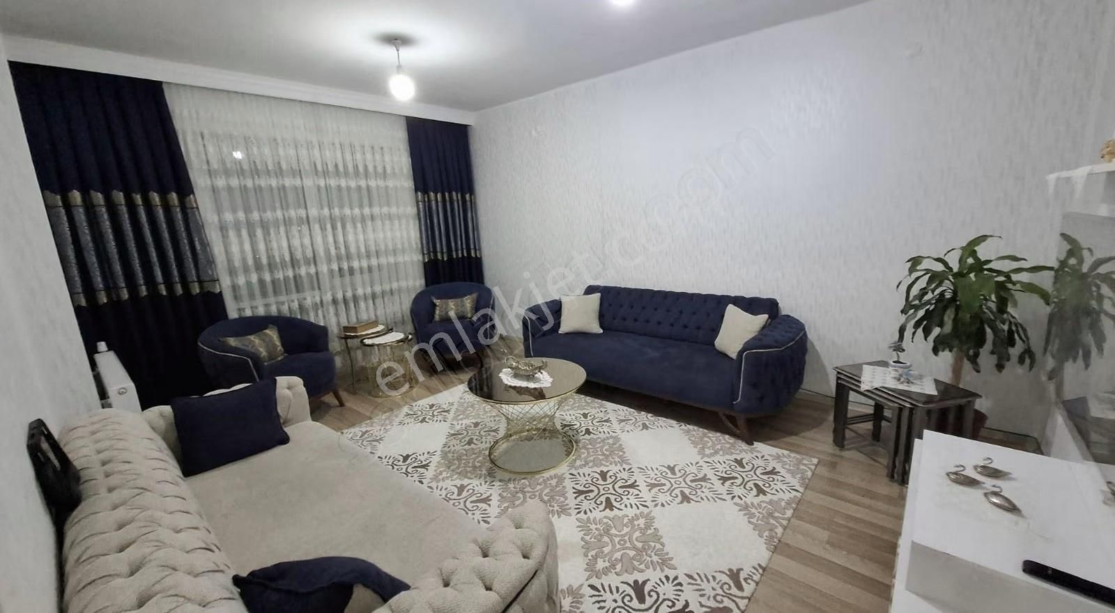 Seyran Emlaktan Yeşil Vadi Konutlarında Satılık 2+1 Daire