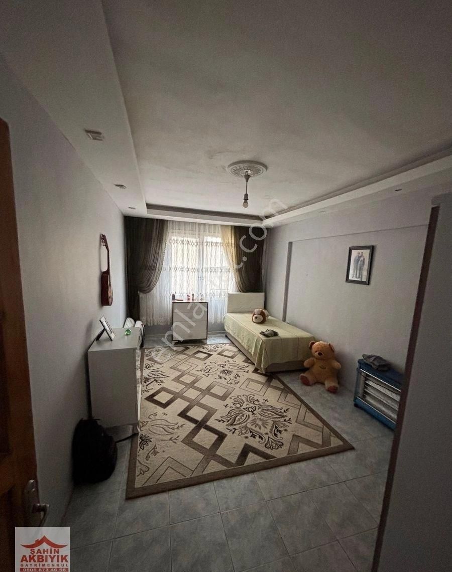 Bayraklı R.şevket İnce Mah 245m2 Arsalı 2 Kat Bina - Görsel 2