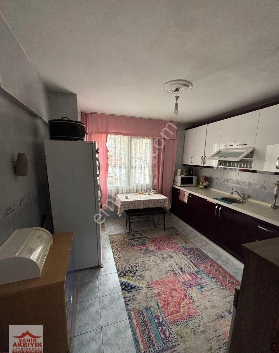 Bayraklı R.şevket İnce Mah 245m2 Arsalı 2 Kat Bina - Görsel 13