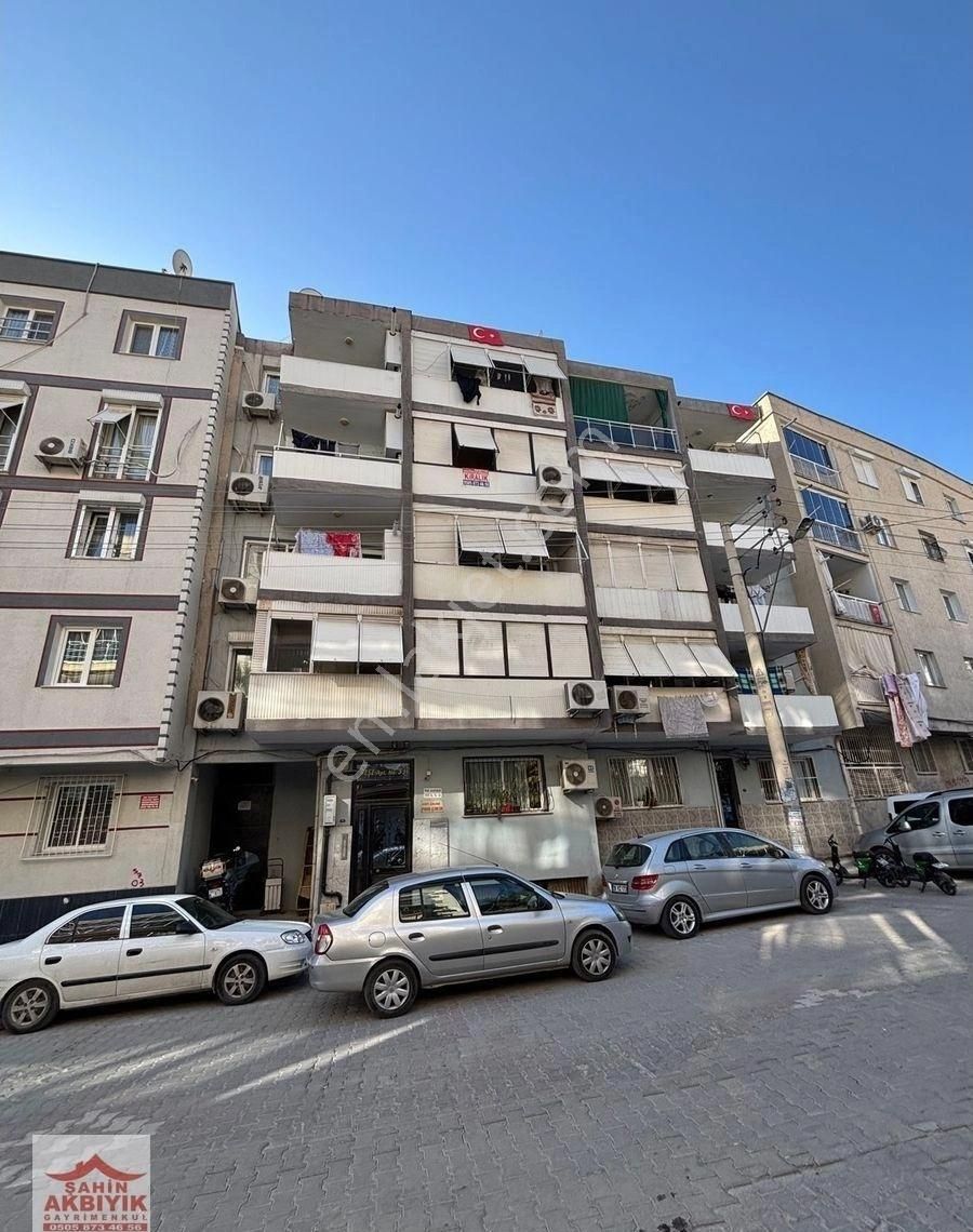 Bayraklı İzban Yakını 3+1 Klimalı 100m2 - Görsel 17