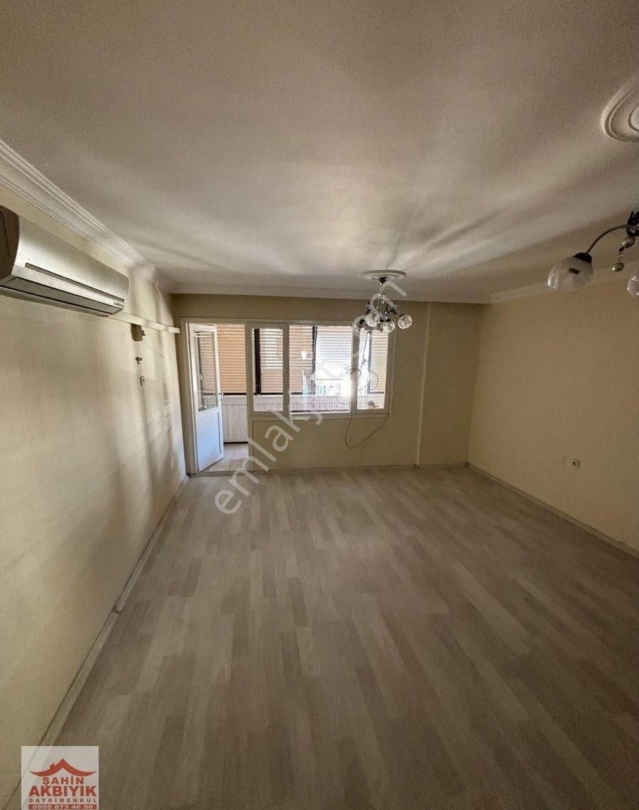 Bayraklı İzban Yakını 3+1 Klimalı 100m2 - Görsel 13