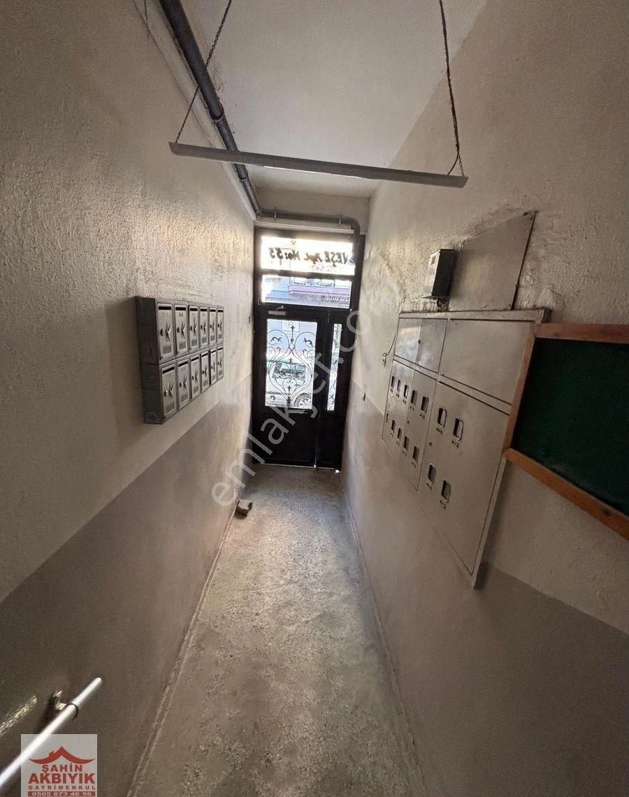 Bayraklı İzban Yakını 3+1 Klimalı 100m2 - Görsel 4