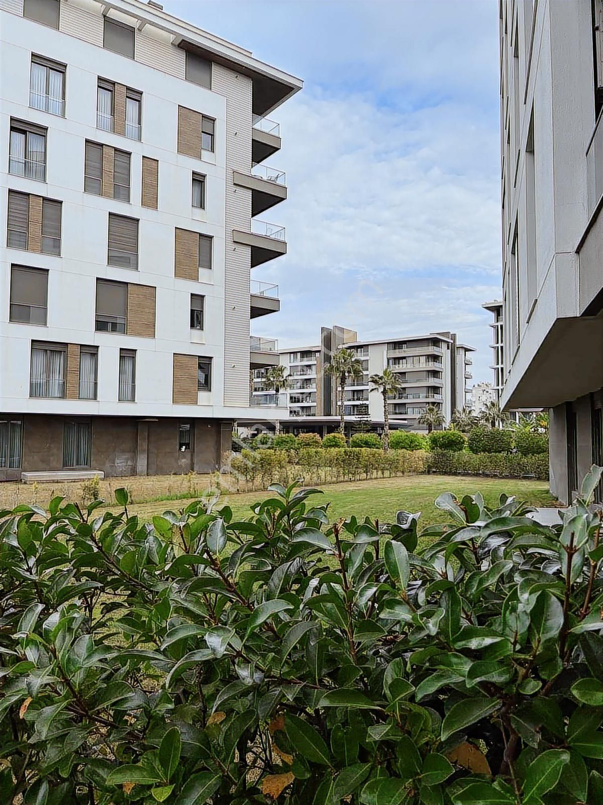 Antalya Konyaaltı Casabada Havuz Cephe 4+1 Satılık Lüx Daire - Görsel 12