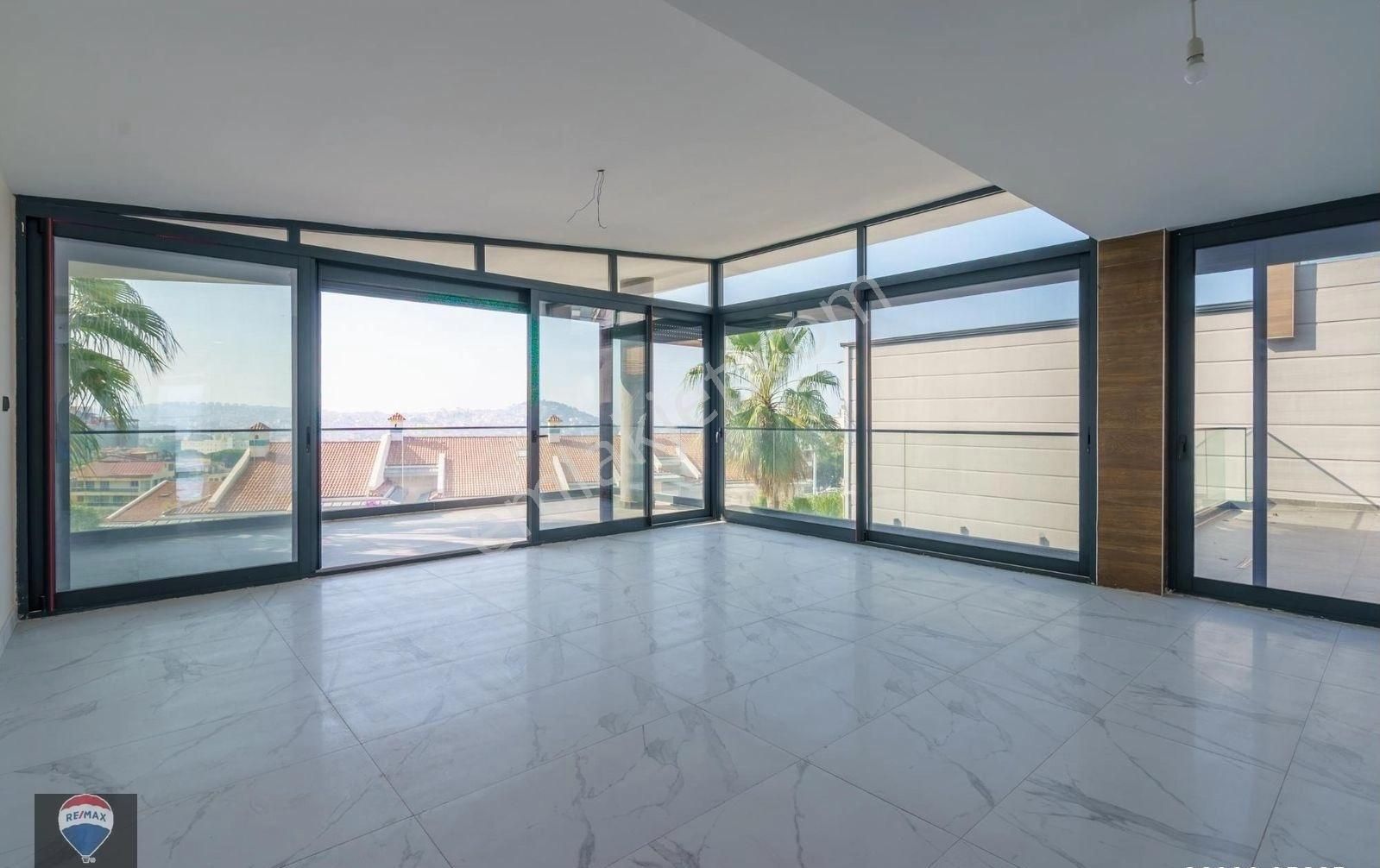 Marina Konakları Deniz Manzaralı Özel Havuzlu 4+2 Lüks Villa - Görsel 5