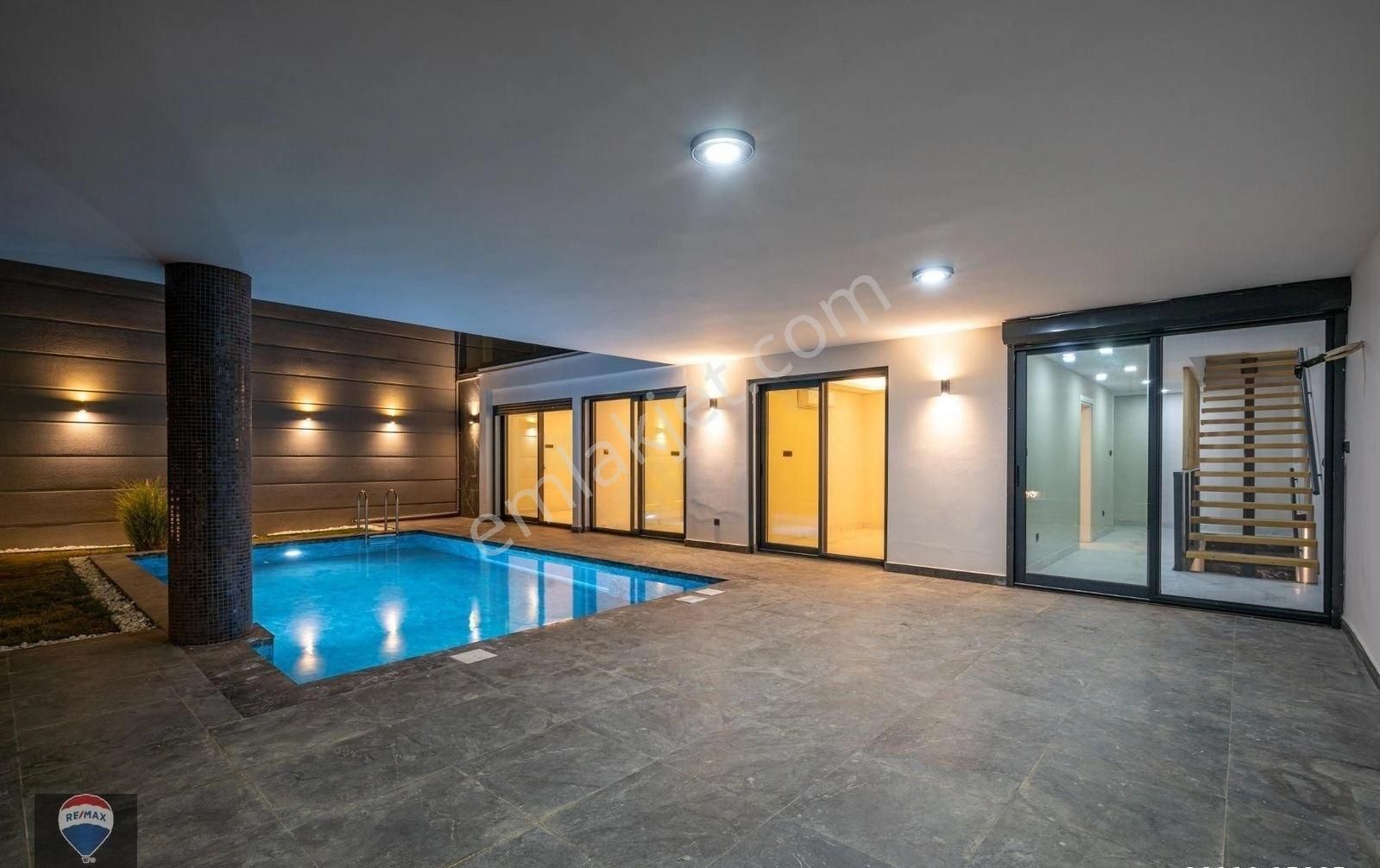 Marina Konakları Deniz Manzaralı Özel Havuzlu 4+2 Lüks Villa - Görsel 3