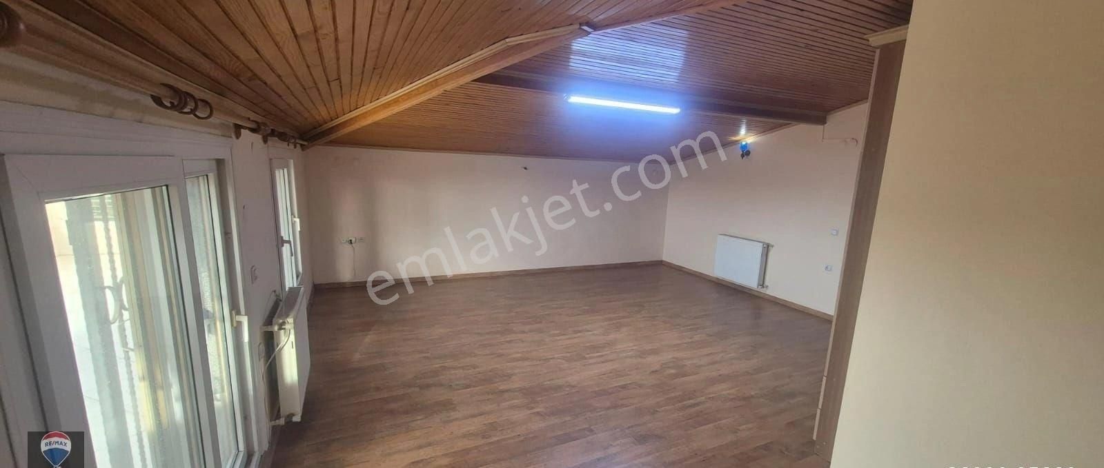 Kuşadası Merkezınde Denız Manzaralı Büyük Çatı Dubleksı - Görsel 29