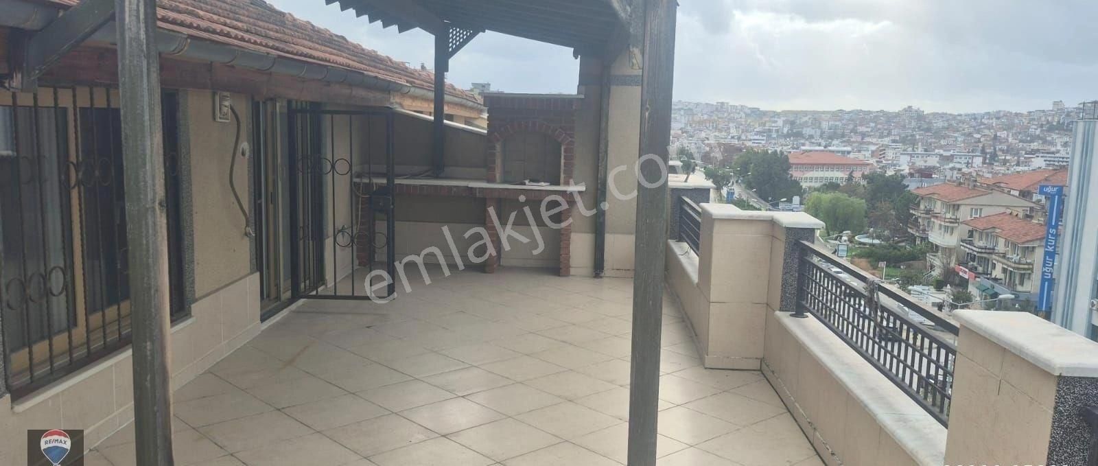 Kuşadası Merkezınde Denız Manzaralı Büyük Çatı Dubleksı - Görsel 8