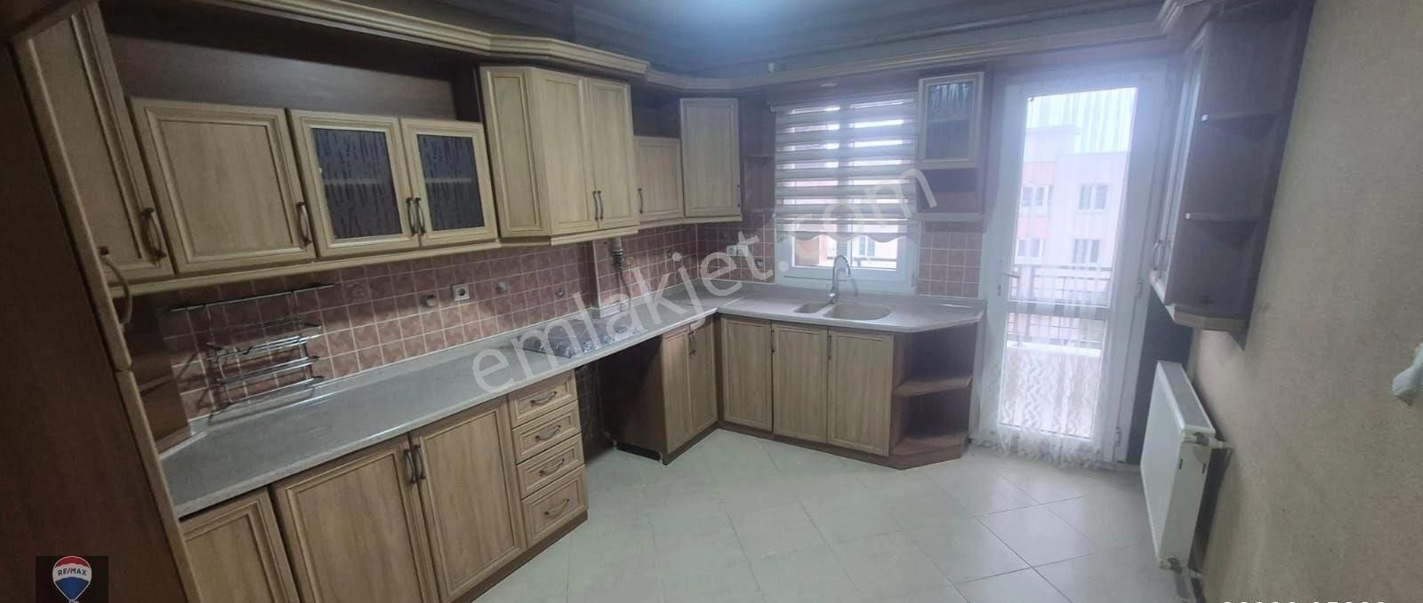 Kuşadası Merkezınde Denız Manzaralı Büyük Çatı Dubleksı - Görsel 20