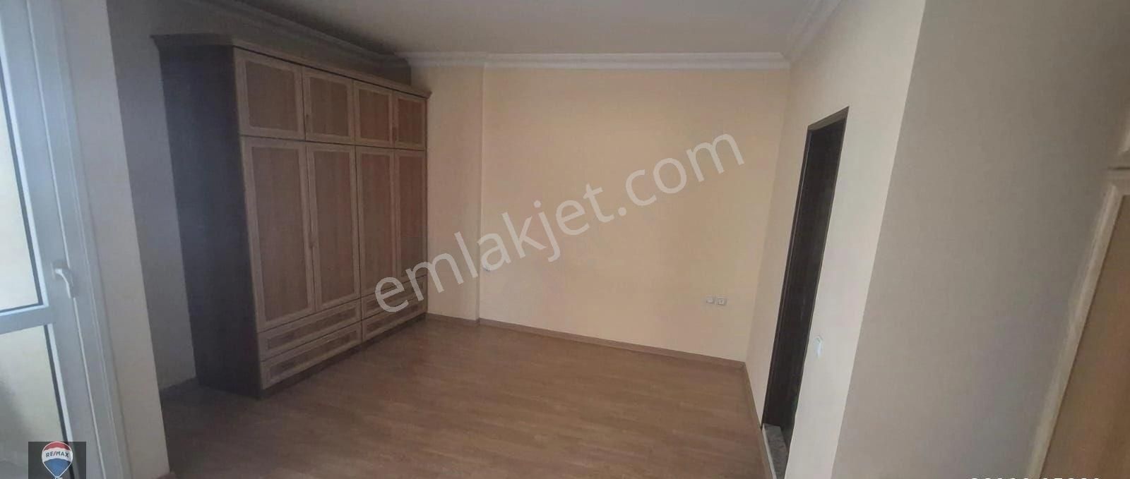 Kuşadası Merkezınde Denız Manzaralı Büyük Çatı Dubleksı - Görsel 10