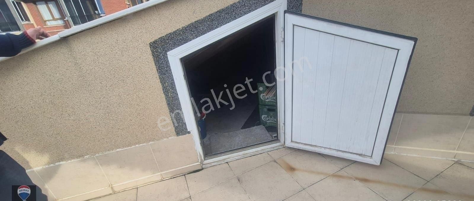 Kuşadası Merkezınde Denız Manzaralı Büyük Çatı Dubleksı - Görsel 16